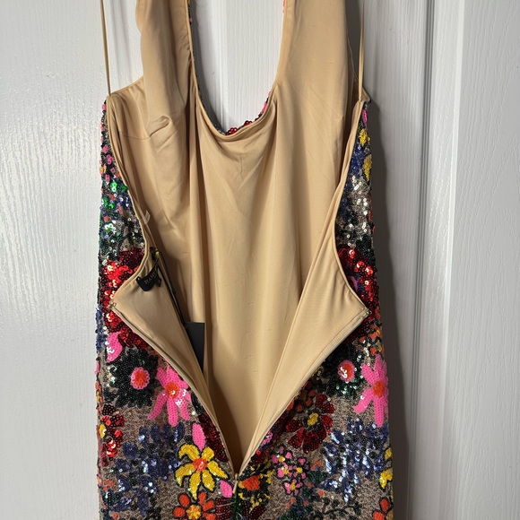 NWT Ramy Brook Tiffany Floral Sequin Gown With Plunging Halter Neck Size 12 - Picture 8 of 17